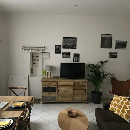 Apartamento Appartements Nimes *